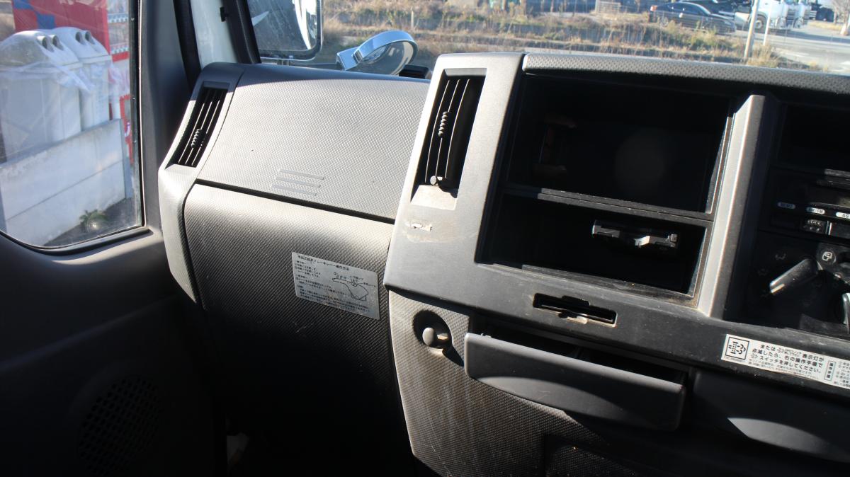 中古平ボディ いすゞ エルフ