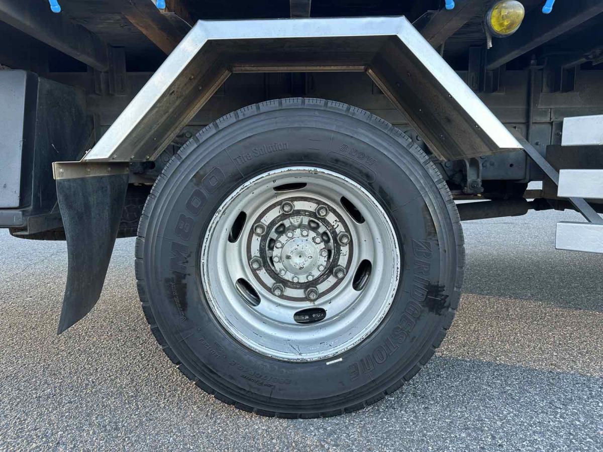 中古クレーン 三菱ふそう ファイター