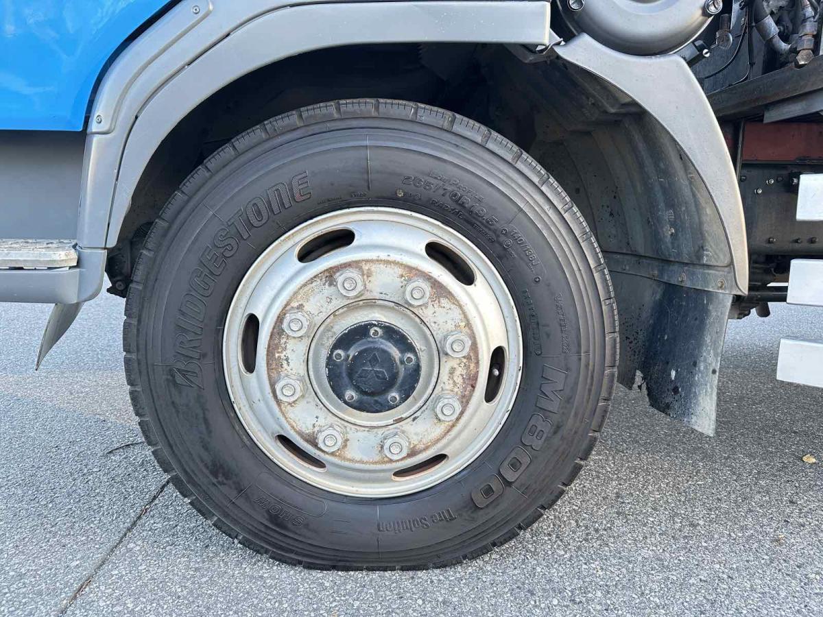 中古クレーン 三菱ふそう ファイター