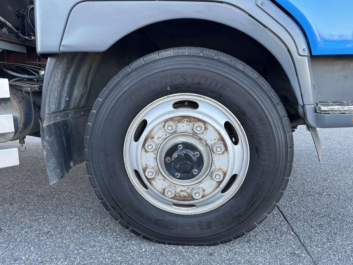 中古クレーン 三菱ふそう ファイター