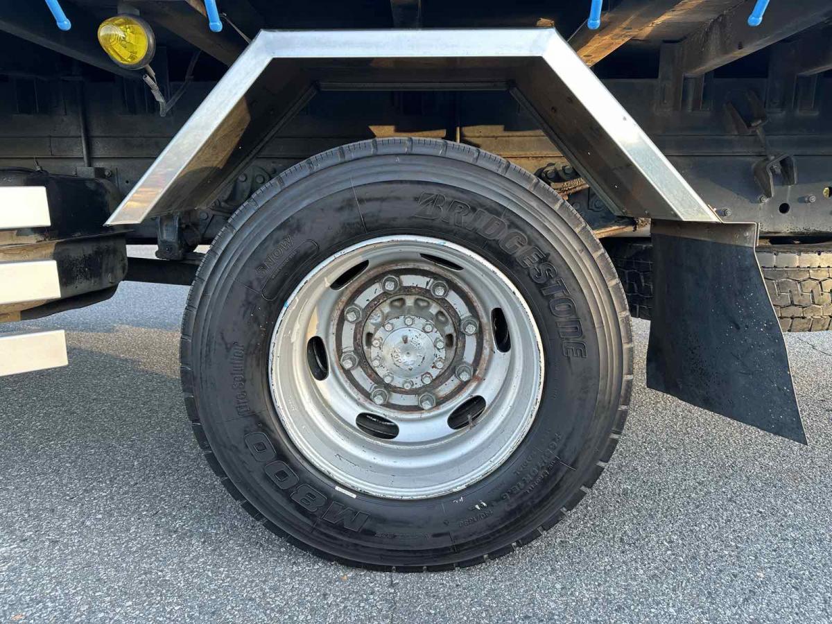 中古クレーン 三菱ふそう ファイター