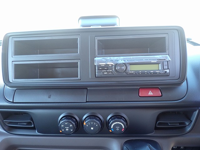 中古平ボディ 三菱ふそう キャンター