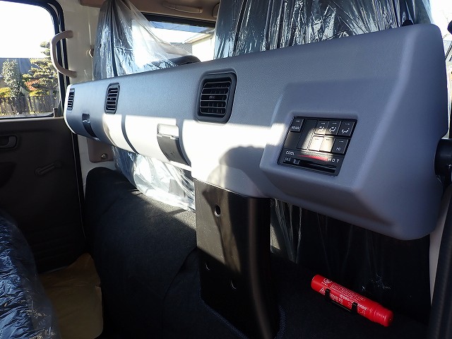 中古平ボディ 三菱ふそう キャンター