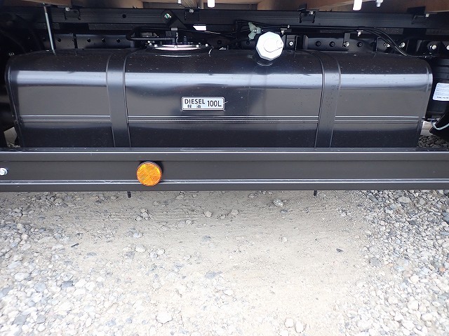 中古平ボディ 三菱ふそう キャンター