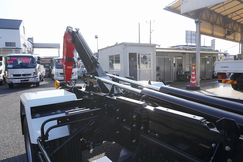 中古コンテナ車 三菱ふそう ファイター
