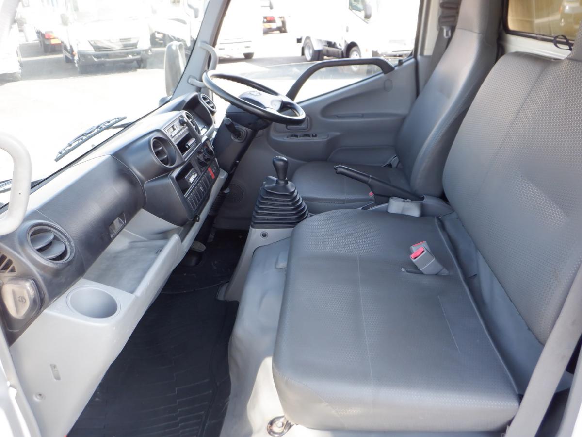 中古平ボディ 日野 デュトロ