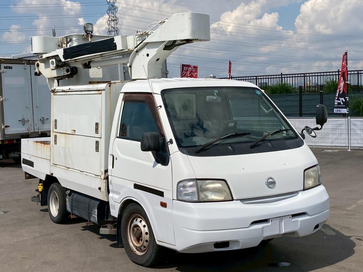 中古高所作業車 ニッサン バネット