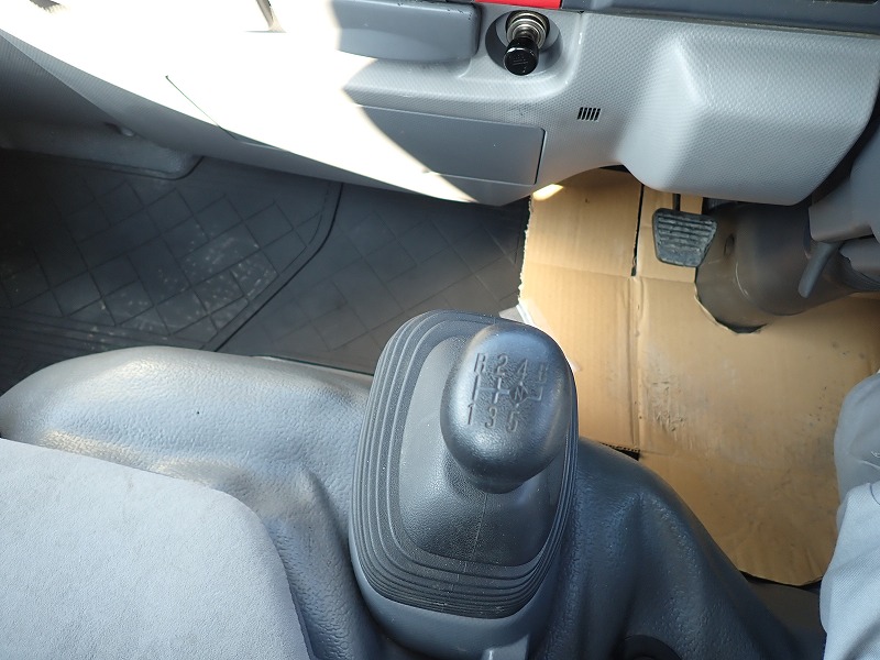 中古平ボディ マツダ タイタン