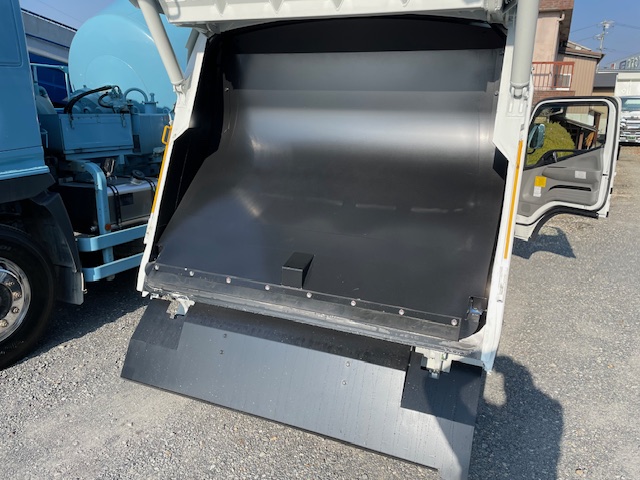 中古塵芥車(パッカー車) 三菱ふそう キャンター