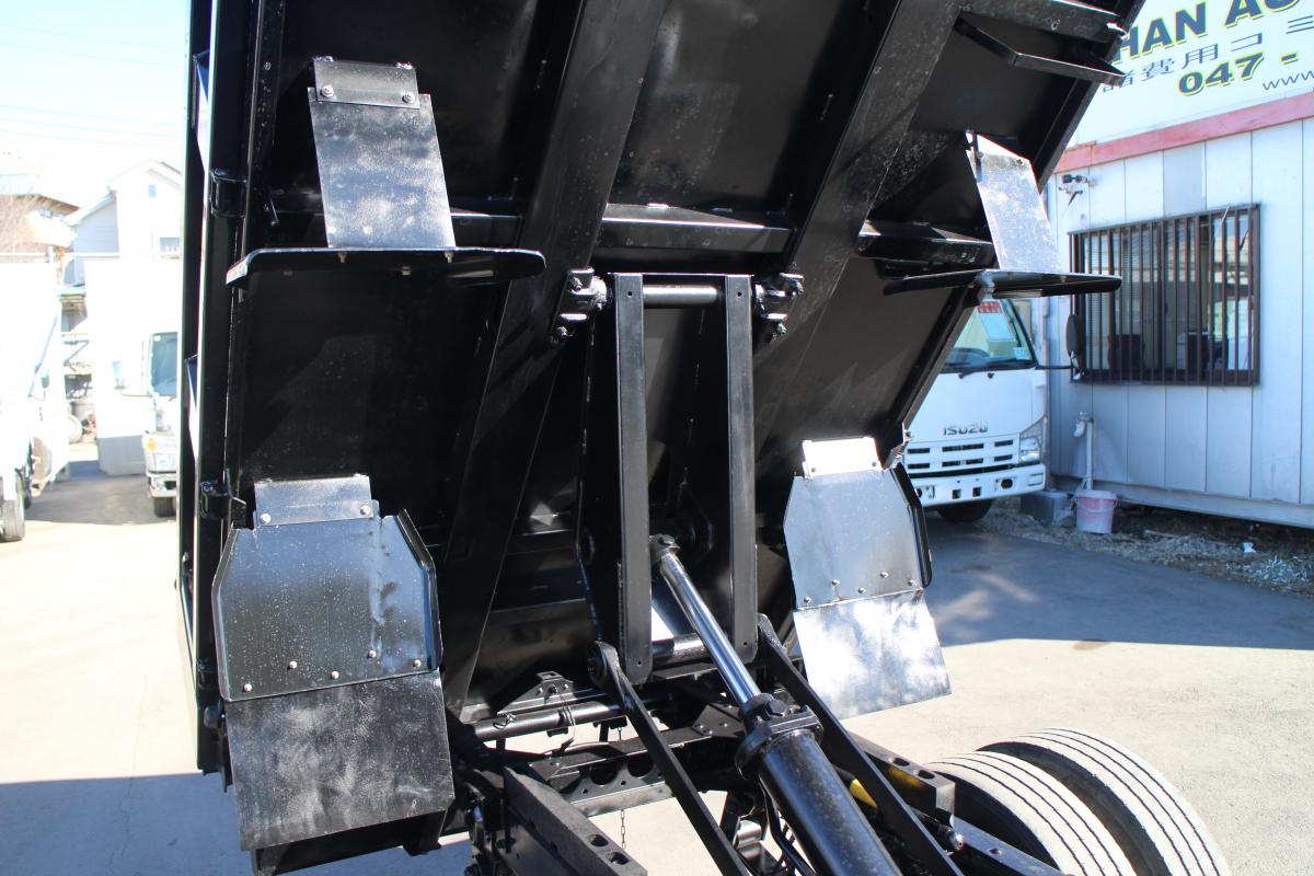 中古ダンプ いすゞ エルフ