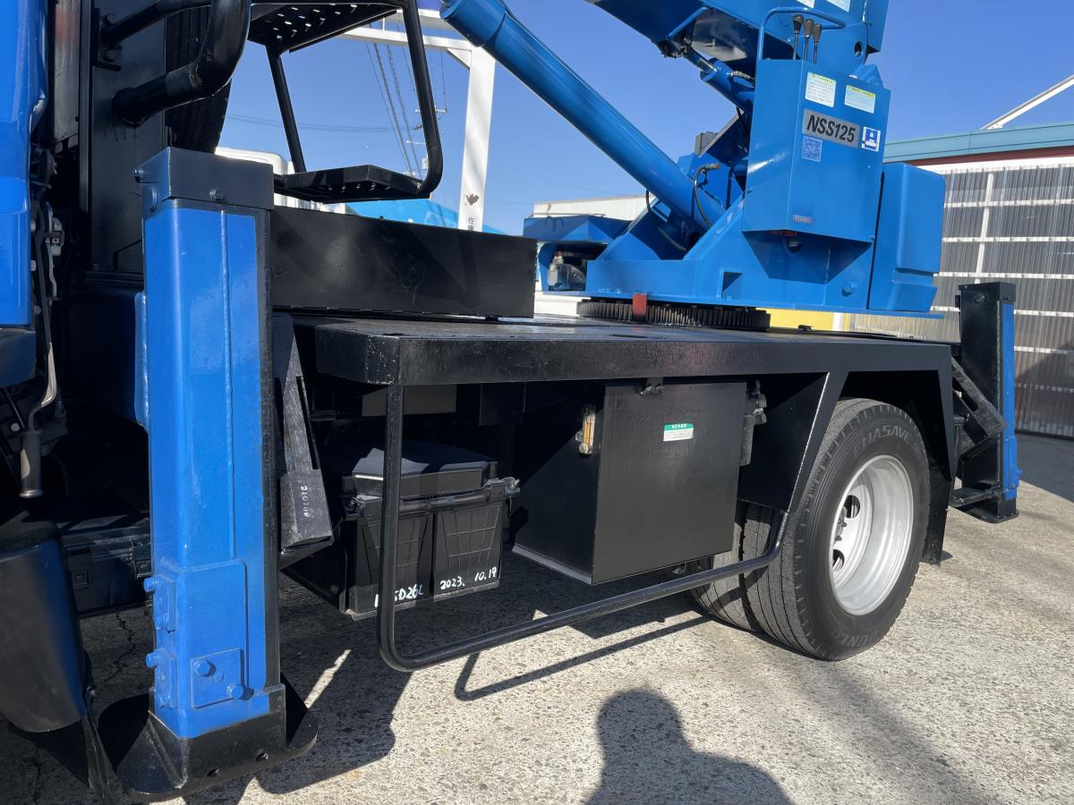 中古高所作業車 三菱ふそう キャンター