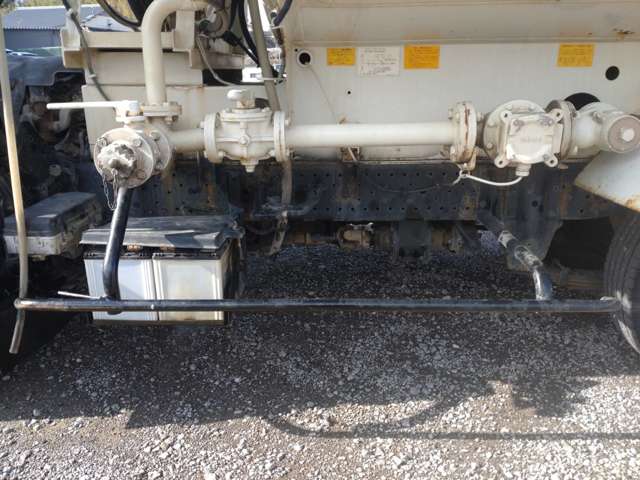 中古タンクローリー いすゞ エルフ