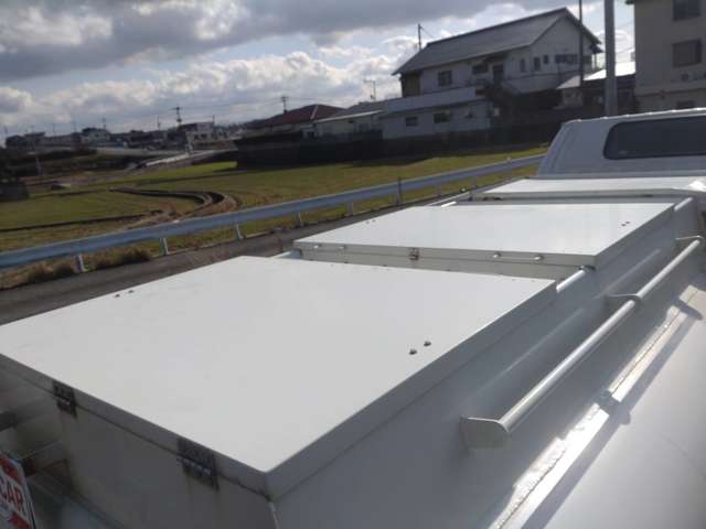 中古タンクローリー いすゞ エルフ