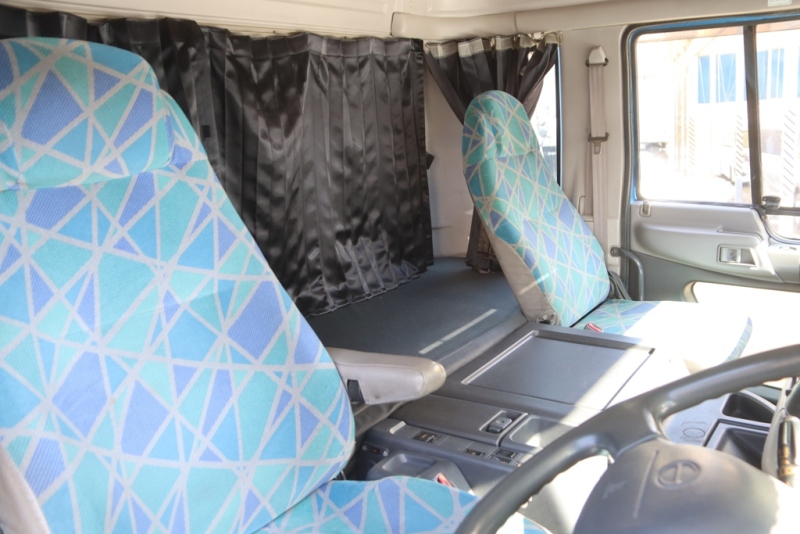 中古トラクタ 日野 プロフィア