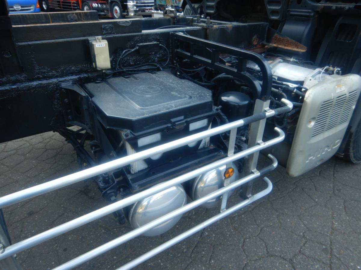 中古深ダンプ 日野 プロフィア