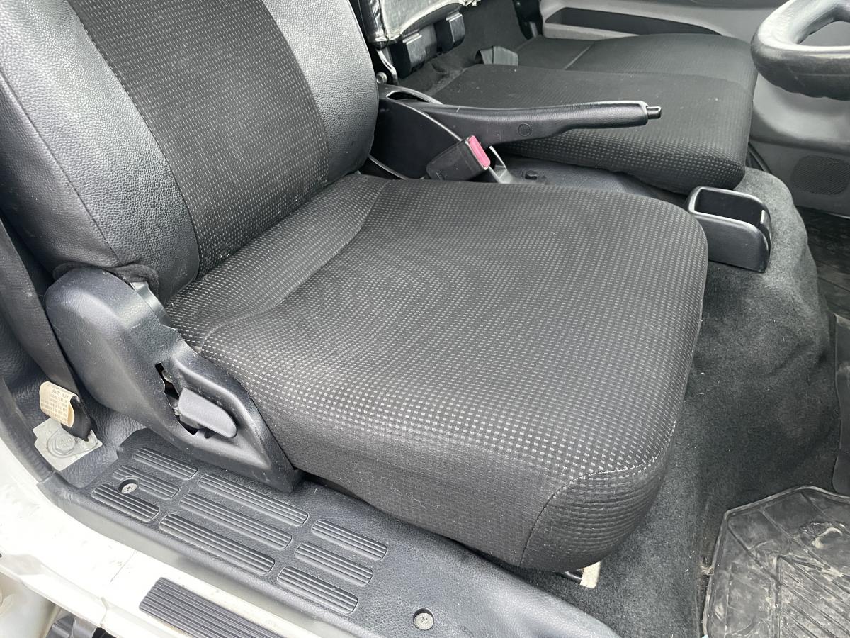 中古平ボディ 三菱ふそう キャンター