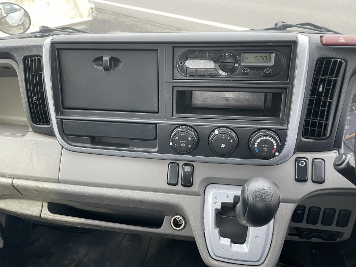 中古平ボディ 三菱ふそう キャンター