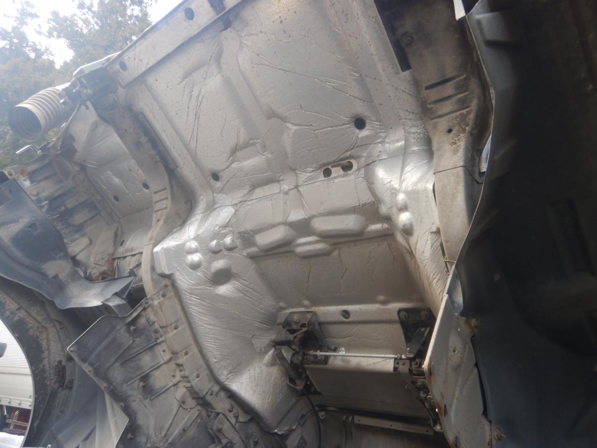 中古ダンプ UDトラックス クオン