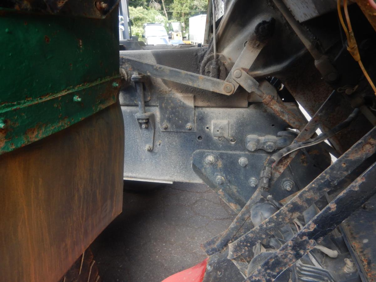 中古ダンプ UDトラックス クオン