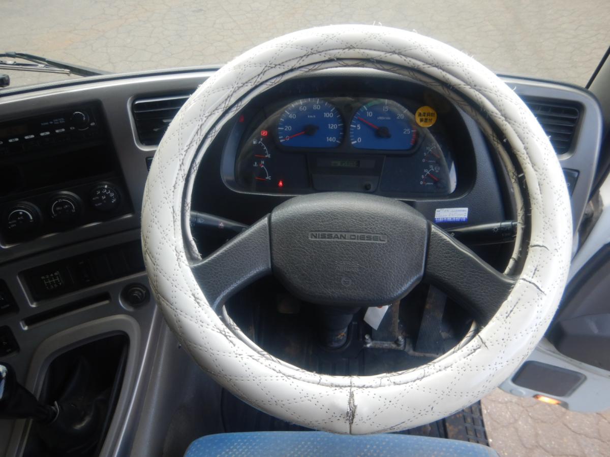 中古ダンプ UDトラックス クオン