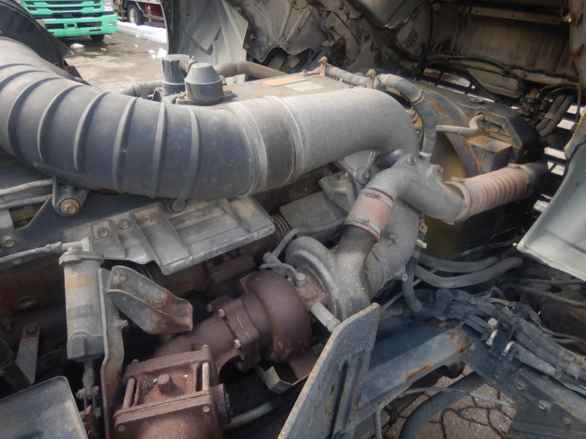 中古ダンプ UDトラックス クオン