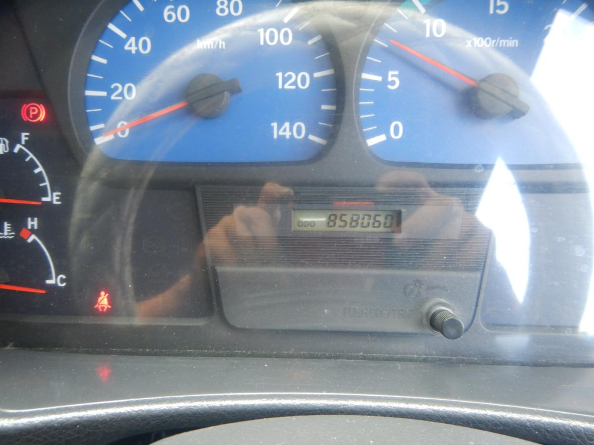 中古ダンプ UDトラックス クオン