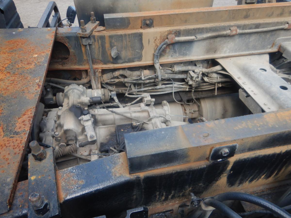 中古ダンプ UDトラックス クオン