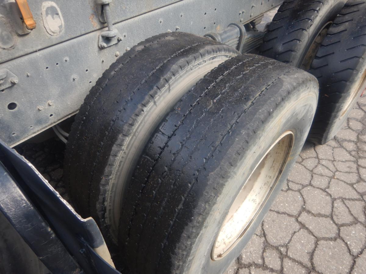 中古ダンプ UDトラックス クオン