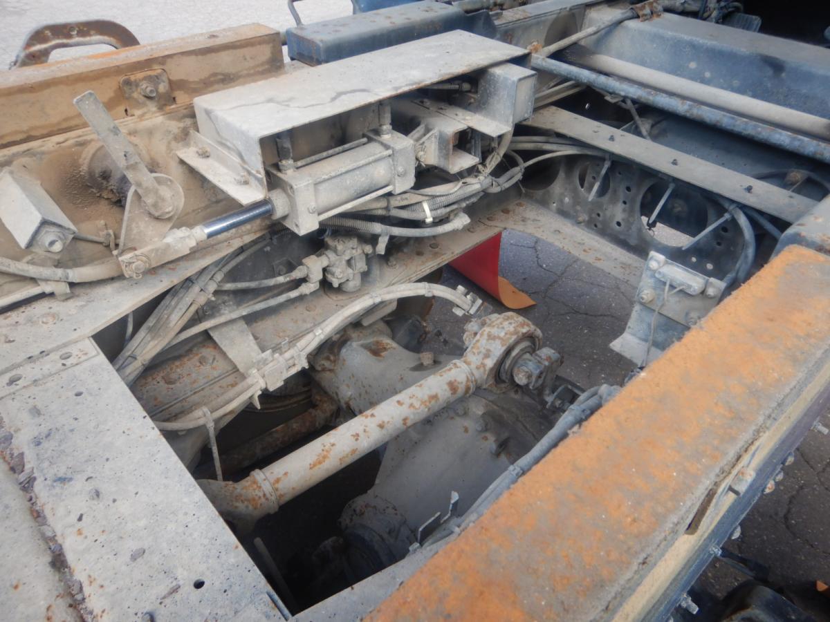 中古ダンプ UDトラックス クオン