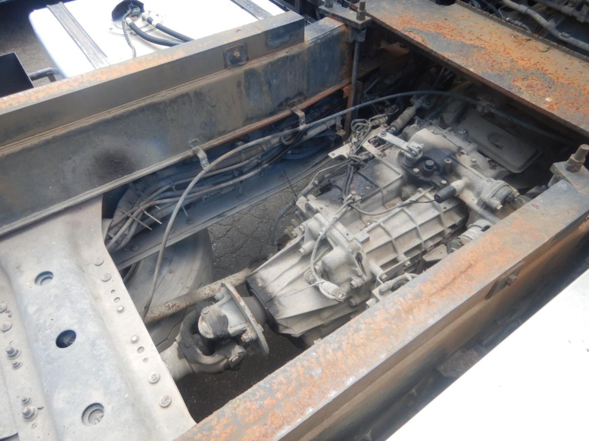 中古ダンプ UDトラックス クオン