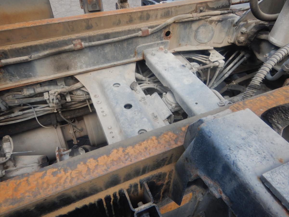 中古ダンプ UDトラックス クオン