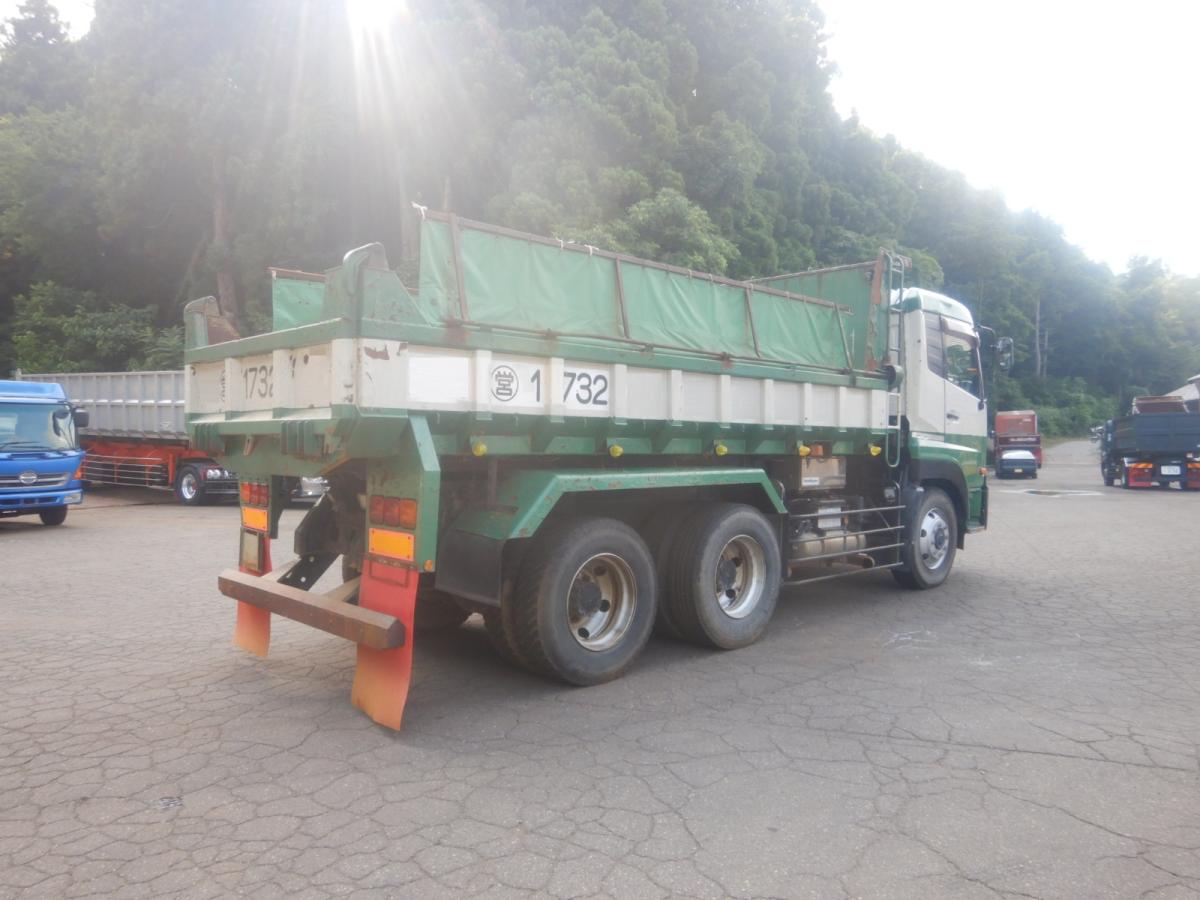 中古ダンプ UDトラックス クオン