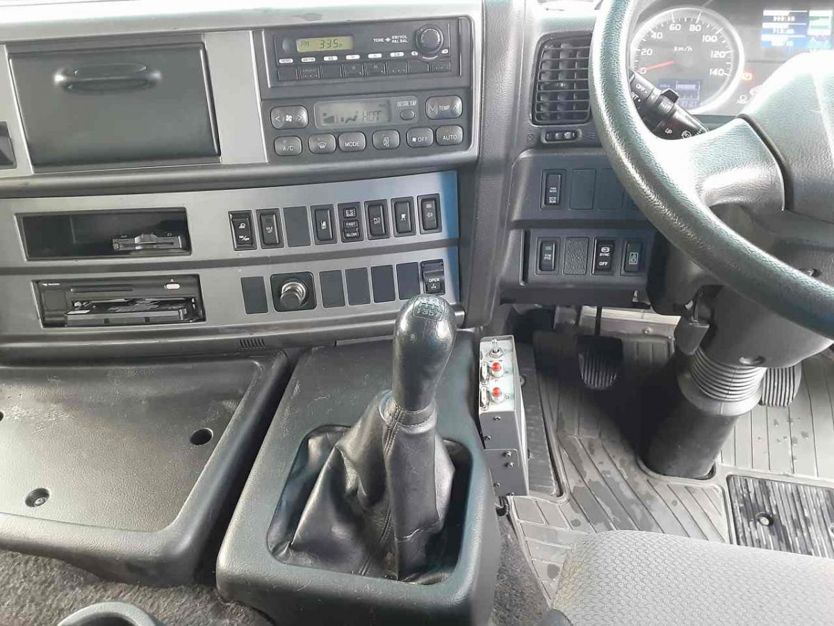 中古ダンプ 日野 プロフィア