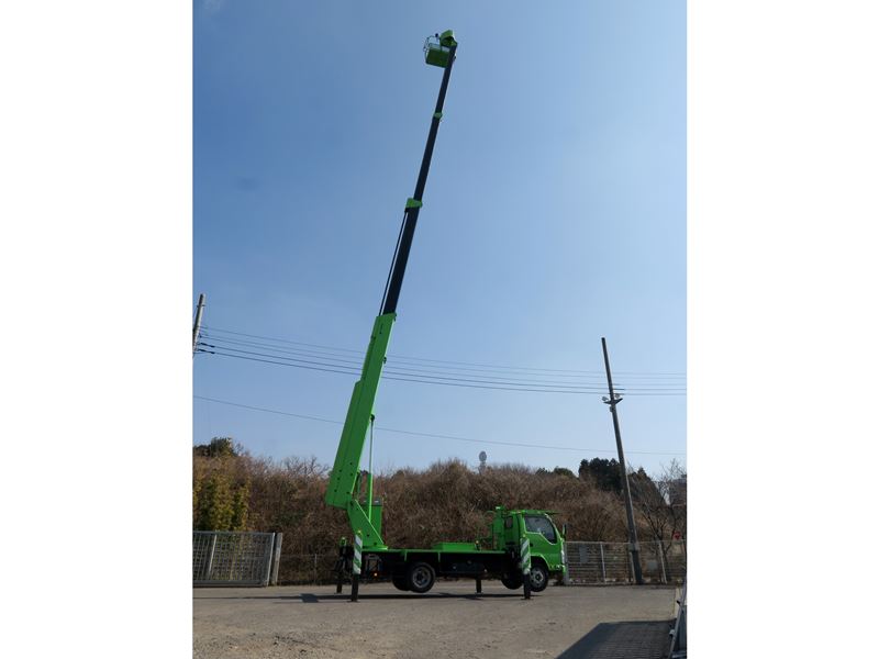 中古高所作業車 いすゞ エルフ
