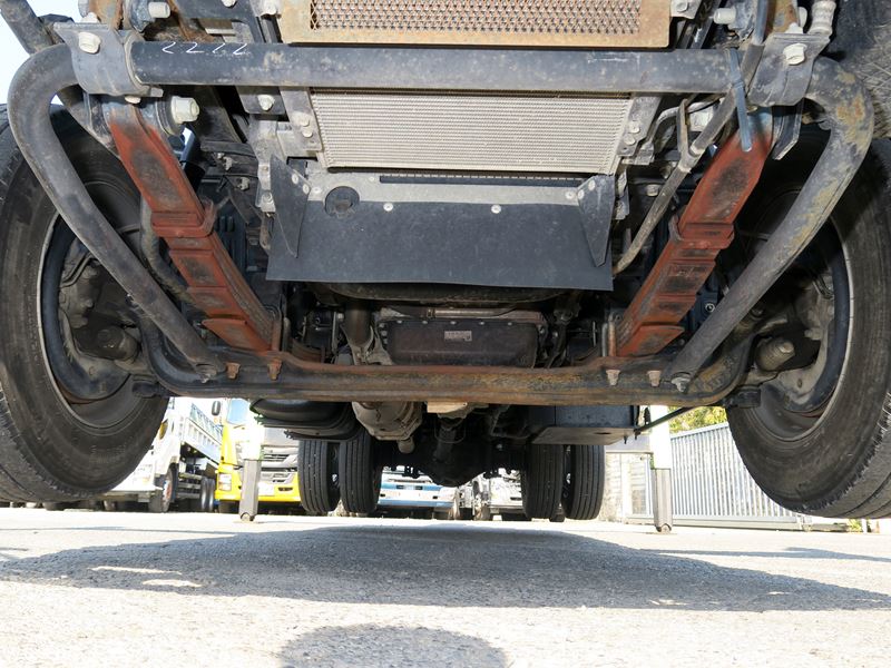 中古高所作業車 いすゞ エルフ