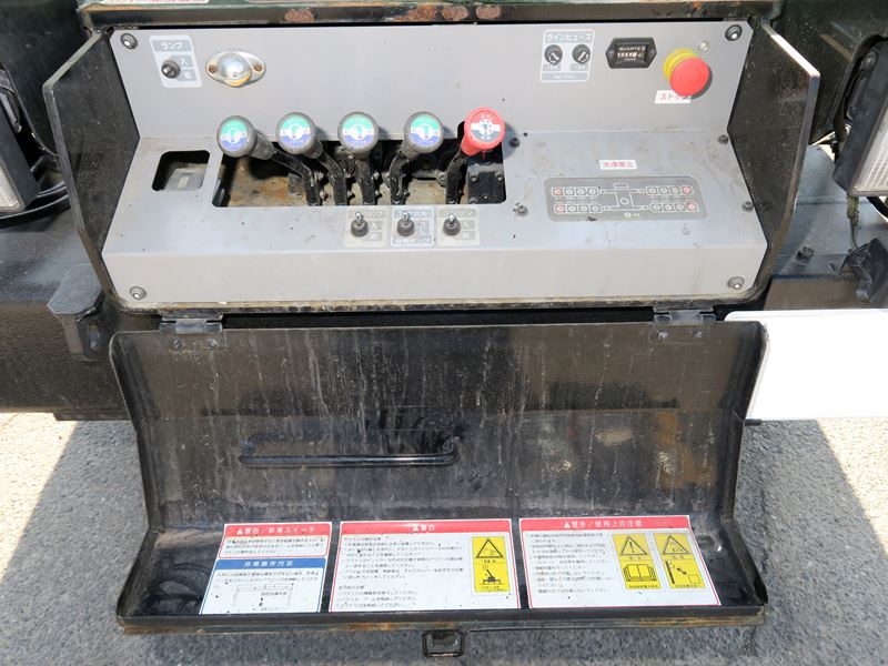 中古高所作業車 いすゞ エルフ