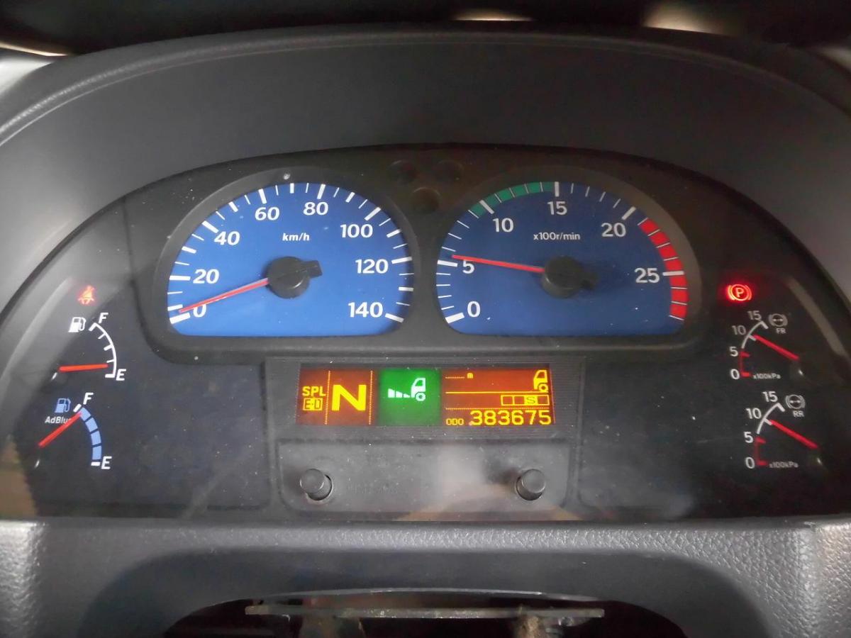 中古平アルミブロック UDトラックス 