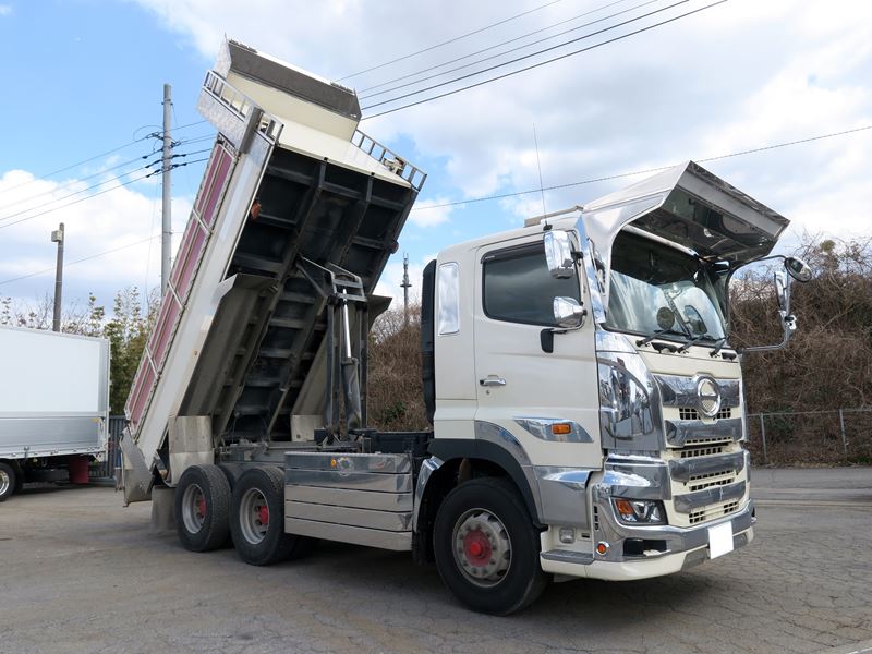 中古ダンプ 日野 プロフィア