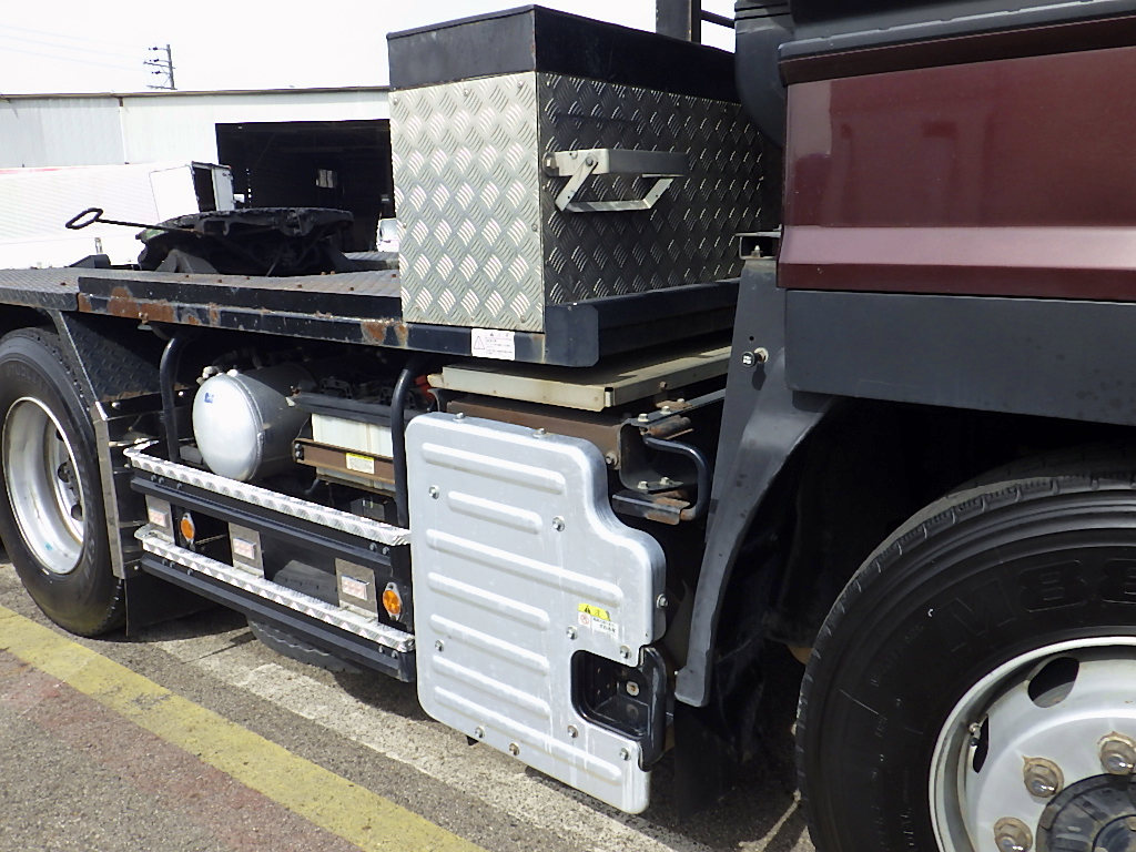 中古トラクタ いすゞ ギガ