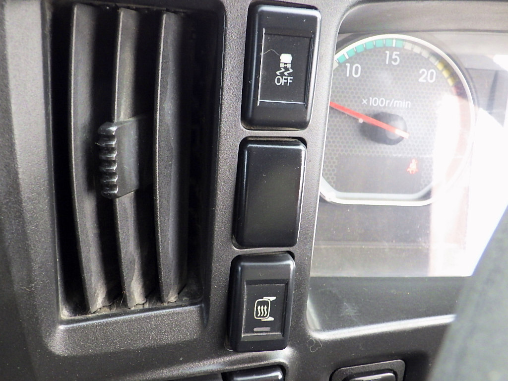 中古トラクタ いすゞ ギガ