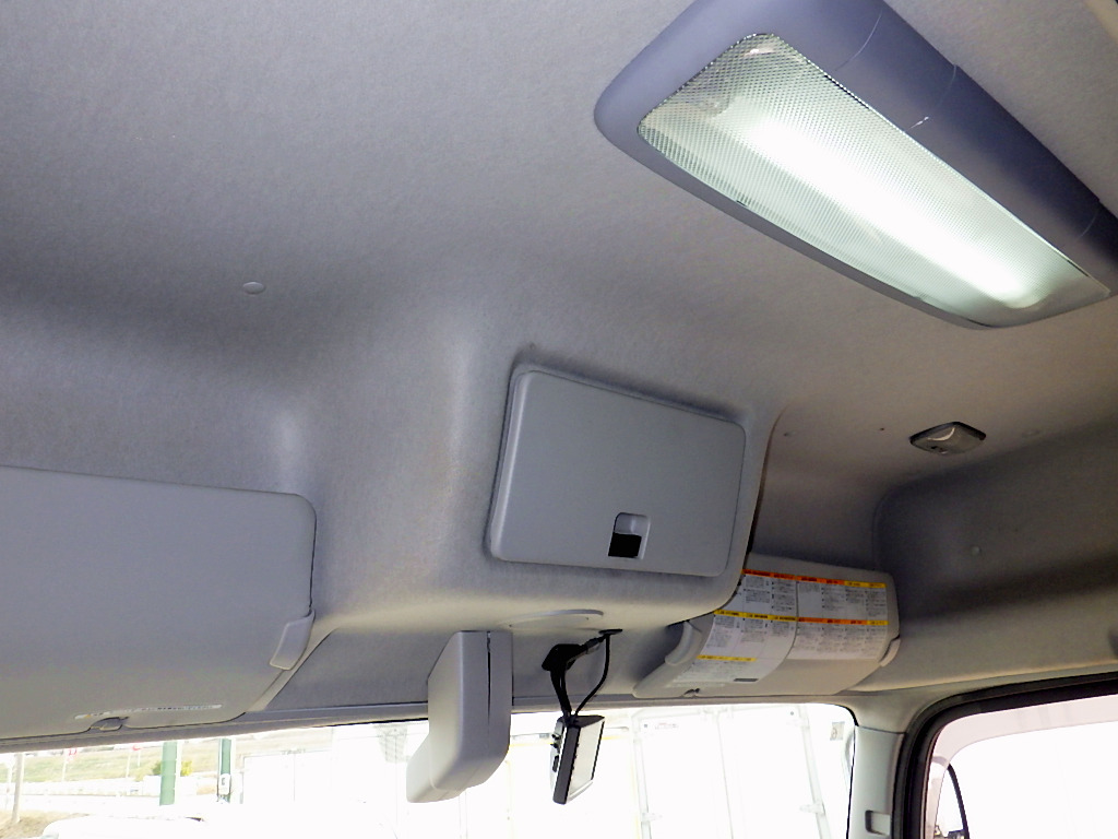 中古トラクタ いすゞ ギガ