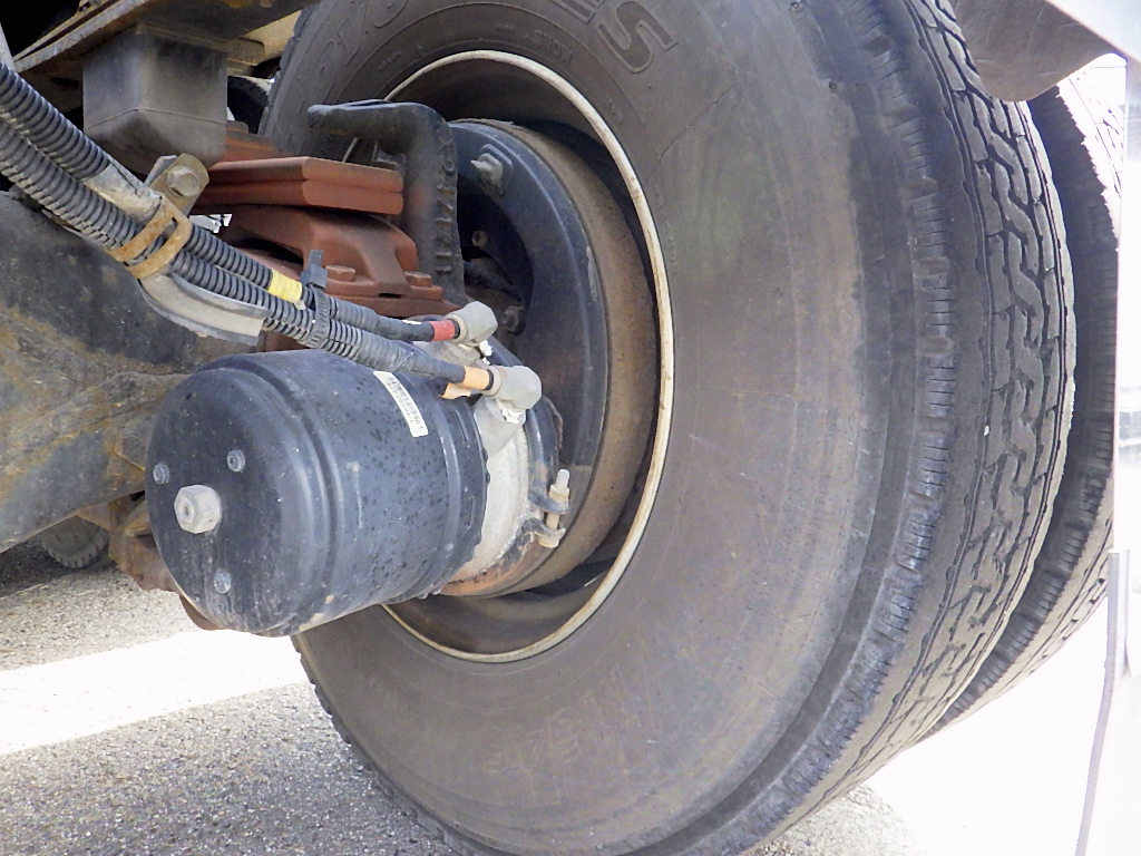 中古トラクタ いすゞ ギガ