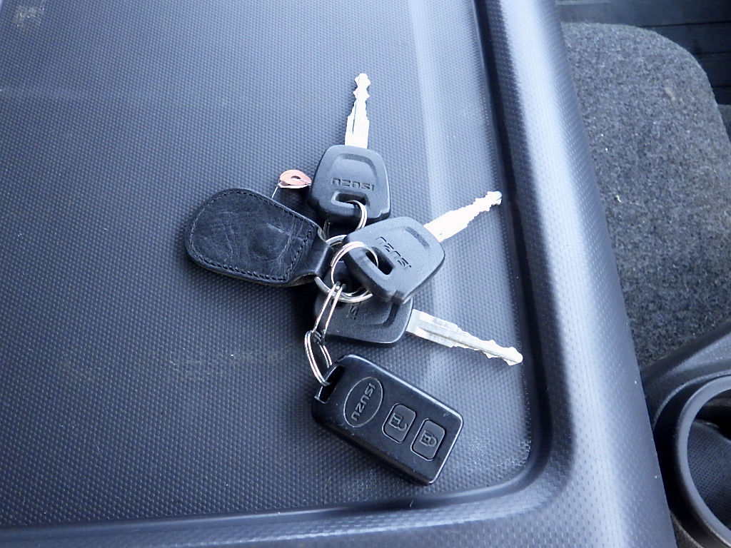 中古トラクタ いすゞ ギガ