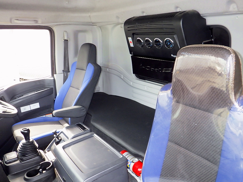 中古トラクタ いすゞ ギガ