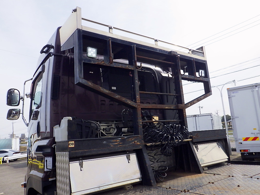 中古トラクタ いすゞ ギガ