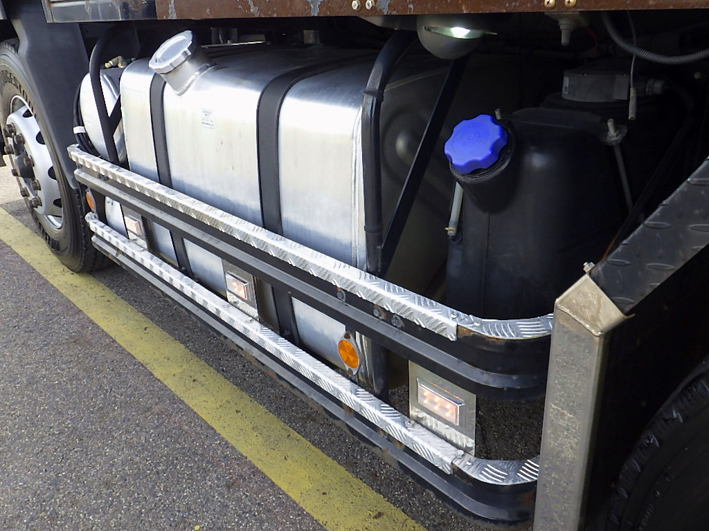 中古トラクタ いすゞ ギガ