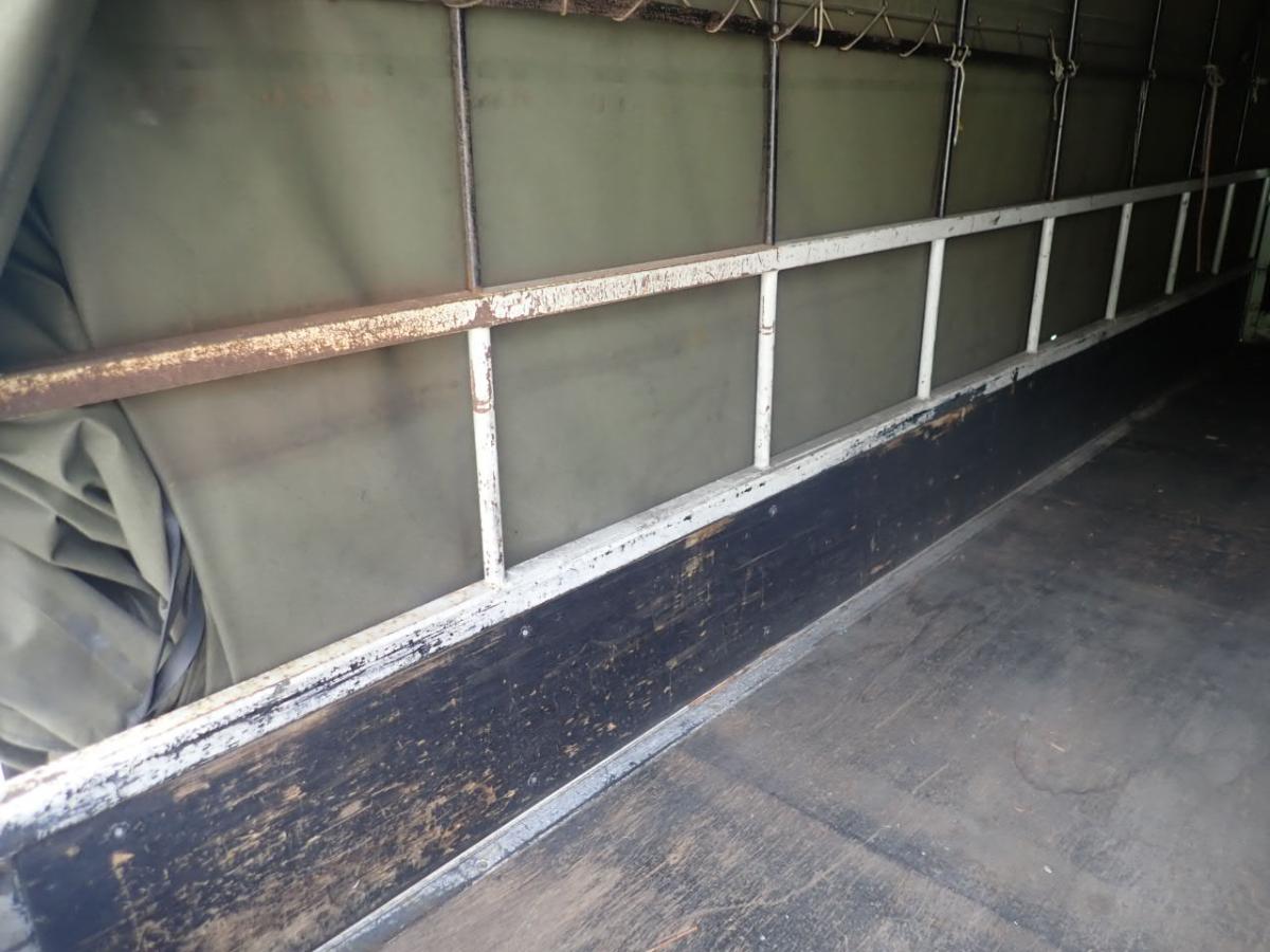 中古幌付き平ボディ トヨタ ダイナ