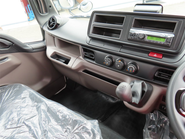 中古コンテナ車 三菱ふそう キャンター