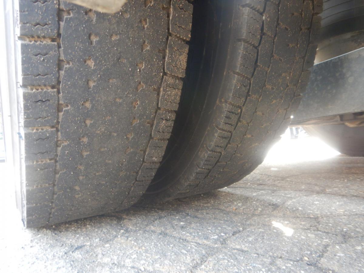 中古トラクタ 日野 プロフィア