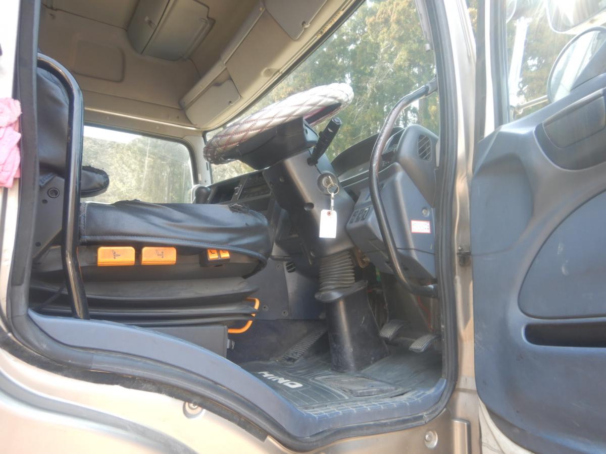 中古トラクタ 日野 プロフィア